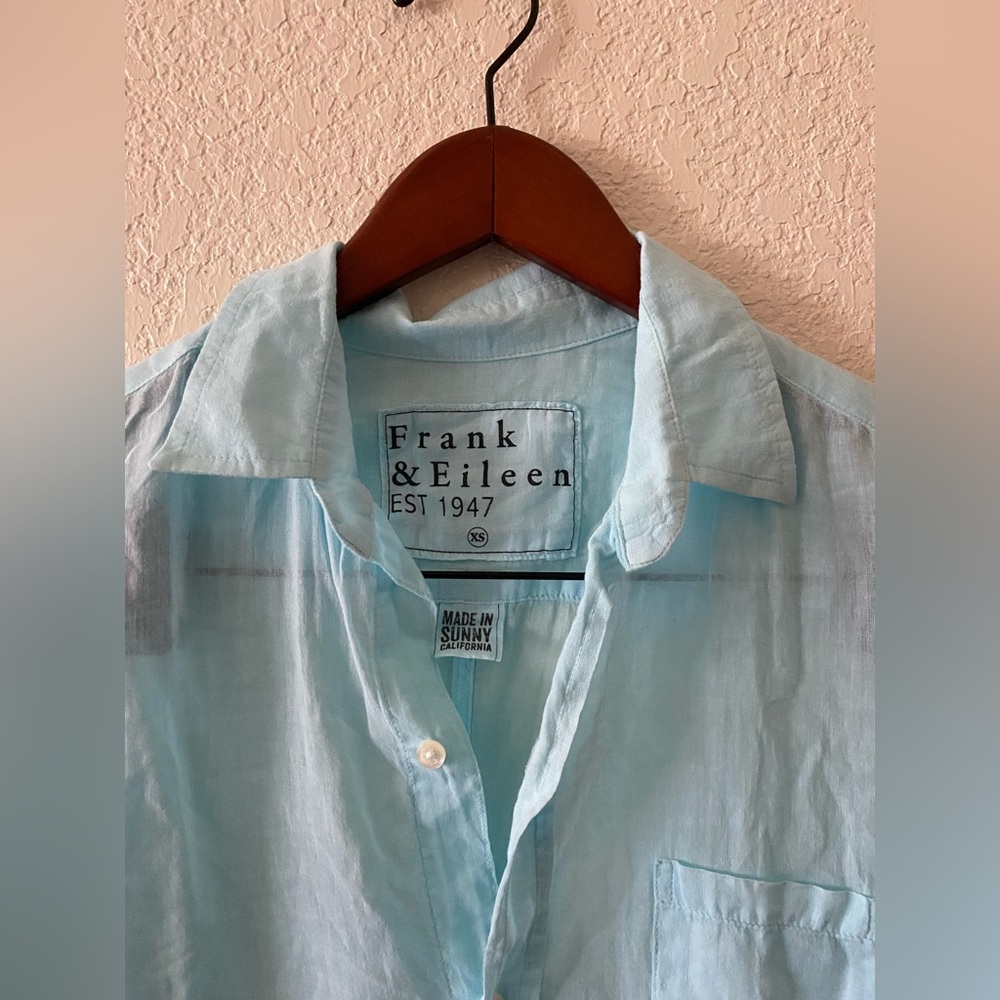 Frank And Eileen Buttoned Down Blouse - image 4